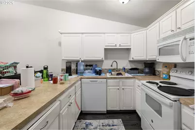 12380 SW Walnut St, Portland, OR 97223 - Photo 24