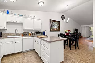 12380 SW Walnut St, Portland, OR 97223 - Photo 4