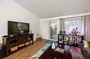 12380 SW Walnut St, Portland, OR 97223 - Photo 16