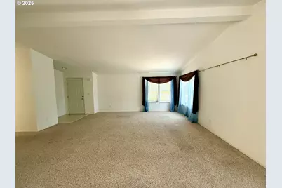 507 Robin Ln, Florence, OR 97439 - Photo 6