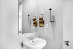 1592 Laura Vista Dr NW, Albany, OR 97321 - Photo 22