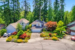 384 SE 58th Ct, Hillsboro, OR 97123 - Photo 2
