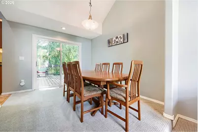 384 SE 58th Ct, Hillsboro, OR 97123 - Photo 8