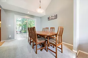 384 SE 58th Ct, Hillsboro, OR 97123 - Photo 8