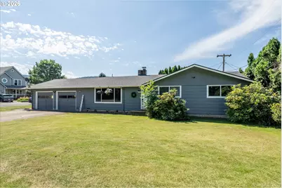 6731 Thurston Rd, Springfield, OR 97478 - Photo 2