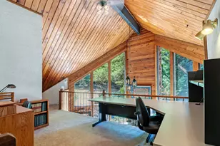32018 Camas Swale Rd, Creswell, OR 97426 - Photo 8