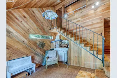 32018 Camas Swale Rd, Creswell, OR 97426 - Photo 14
