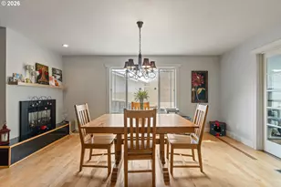 137 N River Dr, Roseburg, OR 97470 - Photo 22