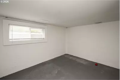102 NE 45th Ave, Portland, OR 97213 - Photo 36