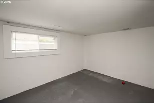 102 NE 45th Ave, Portland, OR 97213 - Photo 36