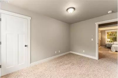 526 NE Beech St, Portland, OR 97212 - Photo 22