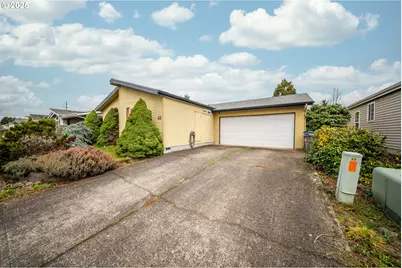 16500 SE 1st St #22, Vancouver, WA 98684 - Photo 2