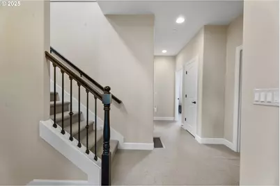 11428 NW Chloe Ln, Portland, OR 97229 - Photo 32