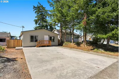 660 S Wall St, Coos Bay, OR 97420 - Photo 2