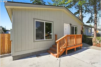 660 S Wall St, Coos Bay, OR 97420 - Photo 4