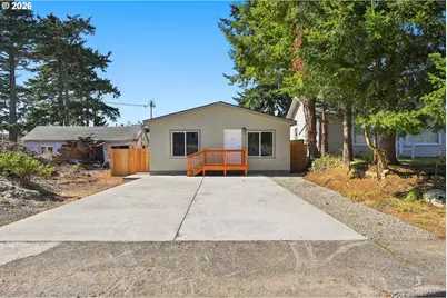 660 S Wall St, Coos Bay, OR 97420 - Photo 32