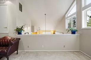 2533 Moon Mountain Dr, Eugene, OR 97403 - Photo 16