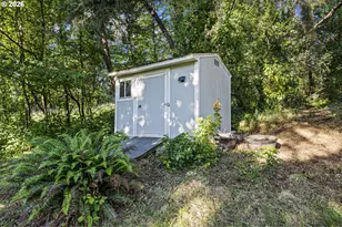 2533 Moon Mountain Dr, Eugene, OR 97403 - Photo 44
