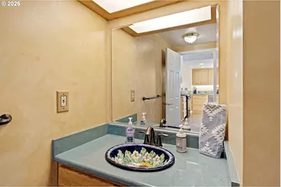 2533 Moon Mountain Dr, Eugene, OR 97403 - Photo 32