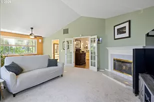 2533 Moon Mountain Dr, Eugene, OR 97403 - Photo 4