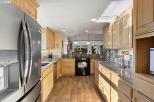 2533 Moon Mountain Dr, Eugene, OR 97403 - Photo 10