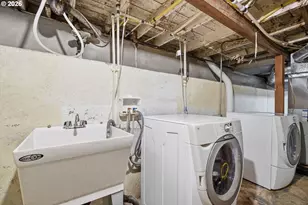 11140 NE Schuyler St, Portland, OR 97220 - Photo 22