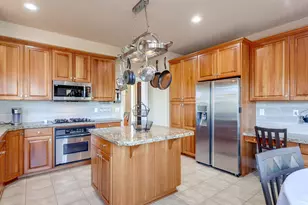 7913 SW Leiser Ln, Portland, OR 97224 - Photo 8