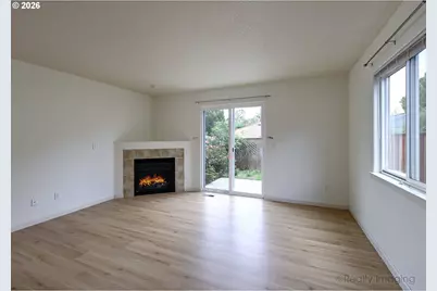 9350 N Hodge Ave, Portland, OR 97203 - Photo 4