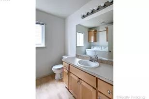 9350 N Hodge Ave, Portland, OR 97203 - Photo 10