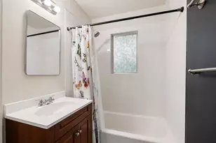 2227 SE 70th Ave, Portland, OR 97215 - Photo 34