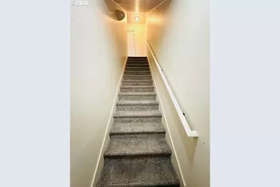 621 NE Garswood Ln, Hillsboro, OR 97006 - Photo 12