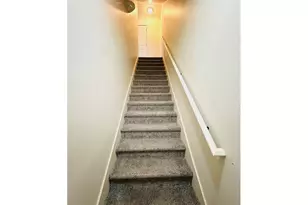 621 NE Garswood Ln, Hillsboro, OR 97006 - Photo 12