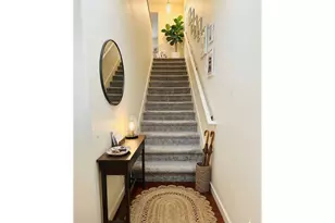 621 NE Garswood Ln, Hillsboro, OR 97006 - Photo 8