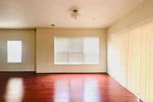 621 NE Garswood Ln, Hillsboro, OR 97006 - Photo 20