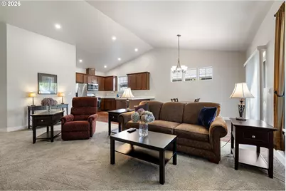 5422 King Arthur Ct, Eugene, OR 97402 - Photo 14