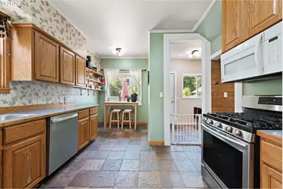 2525 1st St, Baker City, OR 97814 - Photo 16