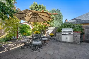 8135 SW 158th Pl, Beaverton, OR 97007 - Photo 34
