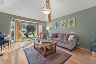 8135 SW 158th Pl, Beaverton, OR 97007 - Photo 4
