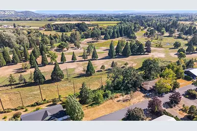 Sw Bayou Dr #600, McMinnville, OR 97128 - Photo 2