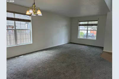 15472 SE Bollam Dr, Clackamas, OR 97015 - Photo 6