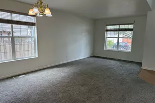 15472 SE Bollam Dr, Clackamas, OR 97015 - Photo 6