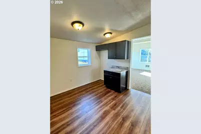 584 N Baxter St, Coquille, OR 97423 - Photo 18