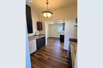 584 N Baxter St, Coquille, OR 97423 - Photo 24