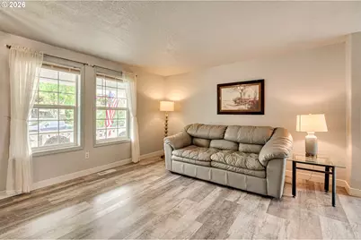 2610 NW 8th St, Battle Ground, WA 98604 - Photo 4