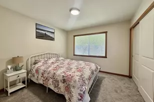 1614 5th St, Tillamook, OR 97141 - Photo 10
