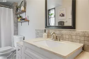 836 Eldin Ave, Salem, OR 97317 - Photo 16