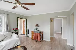 836 Eldin Ave, Salem, OR 97317 - Photo 24