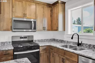 4425 Knotty Pne Ct, Sweet Home, OR 97386 - Photo 12