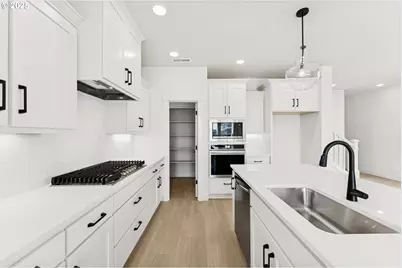 3487 SE 86th Ave, Hillsboro, OR 97123 - Photo 4