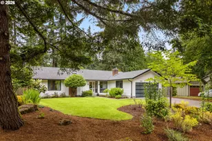 19025 Indian Springs Circle, Lake Oswego, OR 97035 - Photo 2